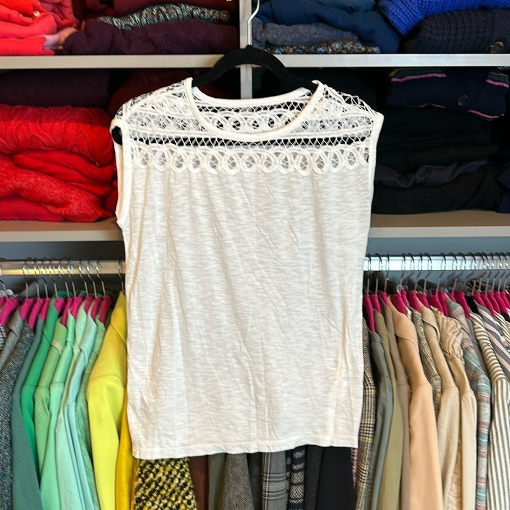 Loft white sleeveless embroidered top size XS